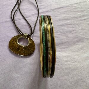 Elegant Multicolor Pendant Necklace